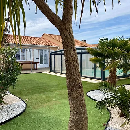 Holiday home Maison Lumineuse Avec Piscine Privee Pres De La - - Fr-1-336-151 *